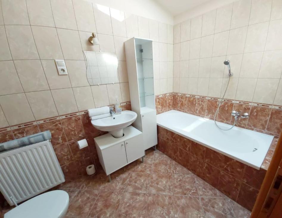 Mediterran Apartman Zalakaros Zewnętrze zdjęcie